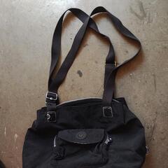 kIPLING バック
