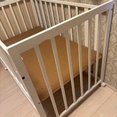 ヤトミ　ベビーベッドの画像