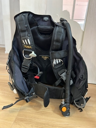 ダイビング器材　スーツ2着　一式