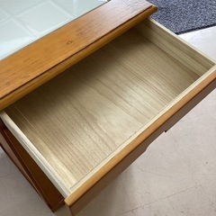 美原店　ゴミ箱　棚の画像