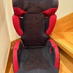アップリカ　ジュニアシート（車用）の画像