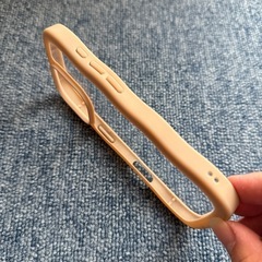 iPhone16pro スマホケース ウェーブ なみなみ 耐衝撃の画像