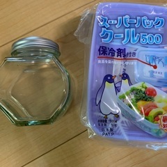 お弁当箱の画像