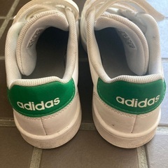 adidas 20センチの画像