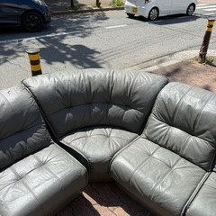 革製ソファの画像