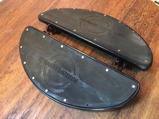 ハーレービンテージ リベット打ちフロアボード ステップボード ハーフムーン HDロゴ USA