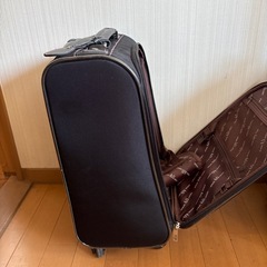 キャリーケース　差し上げますの画像