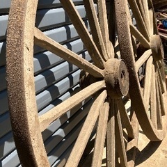 大八車の車輪　2個の画像