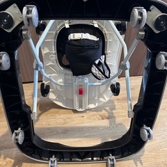 ベビーチェア　
歩行器の画像