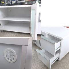 ヘコミあり テレビ台 幅88cm ニトリ 白い家具 TV台 扉 引き出し 収納家具 ☆ 札幌市 北区 屯田 の画像