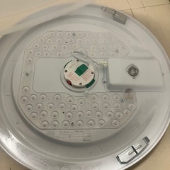 シーリングライト　LED TOSHIBA　2個　リモコン付　2021年製　1個あたりの値段です。の画像