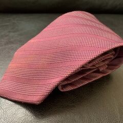 theory（セオリー）ネクタイ シルク100% ピンク系 高級感 メンズの画像
