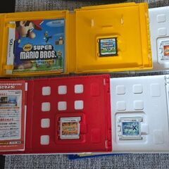 Newニンテンドー2DS LL (ホワイトxオレンジ) カバー付き + 5 ゲームソフトの画像