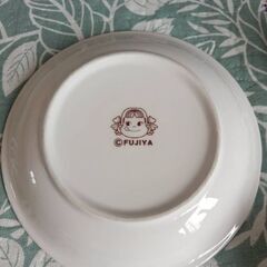 ぺこちゃんの食器の画像