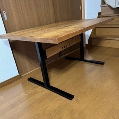 クラッシュゲートダイニングソファテーブル