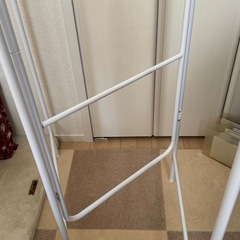 室内物干し　ホワイト　折りたたみ式　の画像
