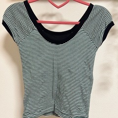 アールピーミラー　カップ付きフレンチスリーブTシャツの画像