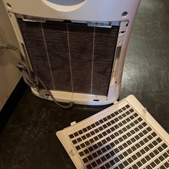 SHARP　空気清浄機の画像