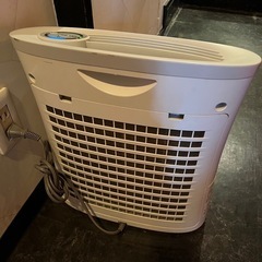  SHARP　空気清浄機の画像