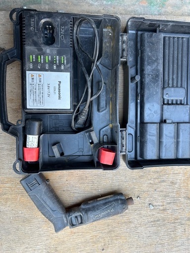 充電式電動ドライバー