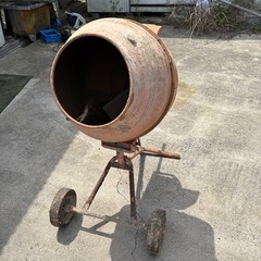コンクリートミキサーの画像