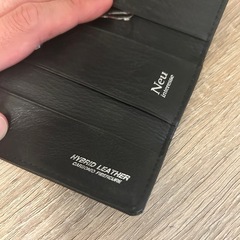 【隣接地域配送可】【美品】ノイインテレッセ  レザー  カーボン  キーケース ブラック×ブラックの画像