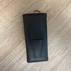 【隣接地域配送可】【美品】ノイインテレッセ  レザー  カーボン  キーケース ブラック×ブラックの画像