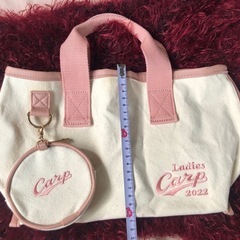 カープ　ミニトートバックの画像