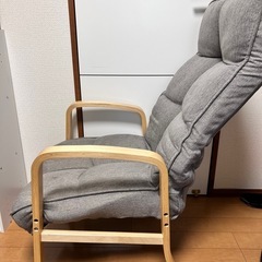【8月末まで】椅子 2脚 ダイニングチェアの画像