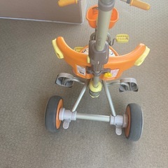 折りたたみ三輪車　の画像