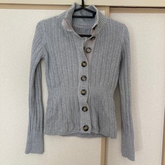 H &Ｍ　ニットカーディガン　グレーの画像