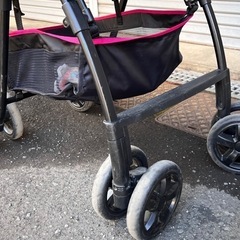 ベビーカーの画像