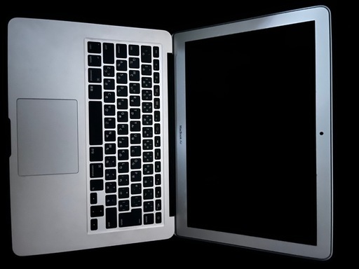 Apple MacBook Air 13インチ CTO(2015/2016) Core i5(1.6G)/8G/256G(SSD)