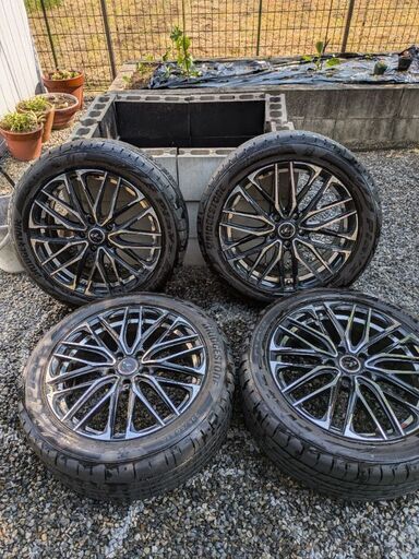 ブリヂストンplayz225/50R18タイヤホイルセット