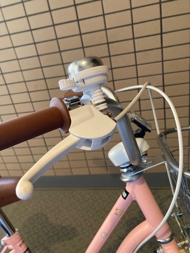 美品　
子供用　自転車　すみっコぐらし　女の子