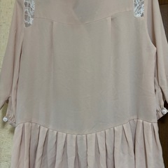 レディース桜色半袖美品の画像