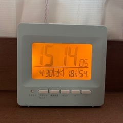 デジタル置き時計の画像