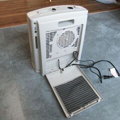 U-ING ユーイング スチームセラミックファンヒーター 加湿暖房 弱強切替 中古品 現状品の画像