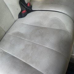 愛車のシート洗浄いたします！