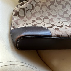 値下げしました。coach斜め掛けバックの画像