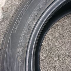 ﾖｺﾊﾏ ﾌﾞﾙｰｱｰｽGT 185/55-16 中古ﾀｲﾔ4本ｾｯﾄの画像