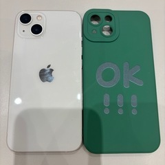 Apple iPhone 13 256GB ホワイト ケース付きの画像