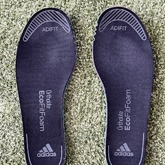 adidas スニーカー　グレー×ライトグリーンの画像