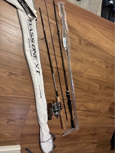 【新品未使用】釣竿2本・リール・糸
