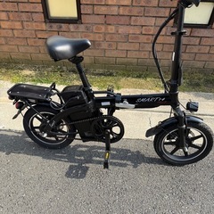 昨年暮れに購入
電動モペットお譲り致します 