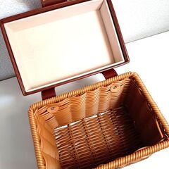 ラタンバック★ラスト1個！値下げしました！1500円の画像