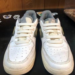 NIKE スニーカー