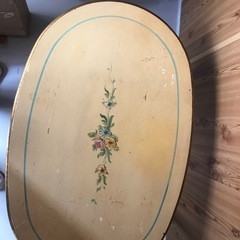 イタリア製センターテーブル(ゴールドライン)の画像