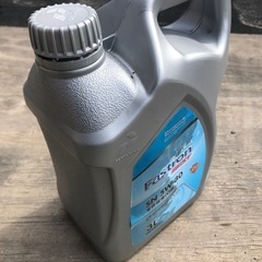 廃油　エンジンオイル　トヨタ純正オイル　5W30