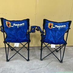 ミズノ　JFA公式グッズ　折りたたみチェア　キャンプチェア　アウトドアチェア　ドリンクホルダー付　2点セット 袋穴あき【中古】の画像